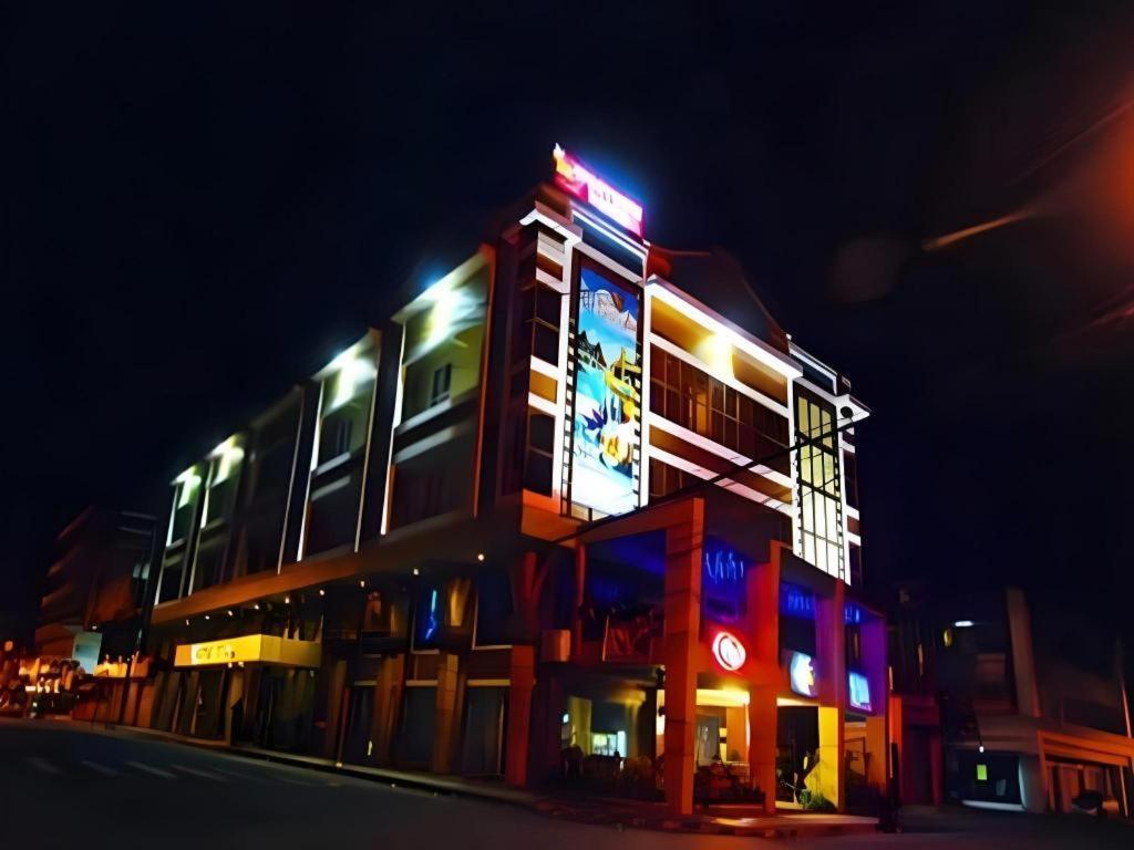 Mo2 Westown Hotel San Juan Bacolod Exterior foto