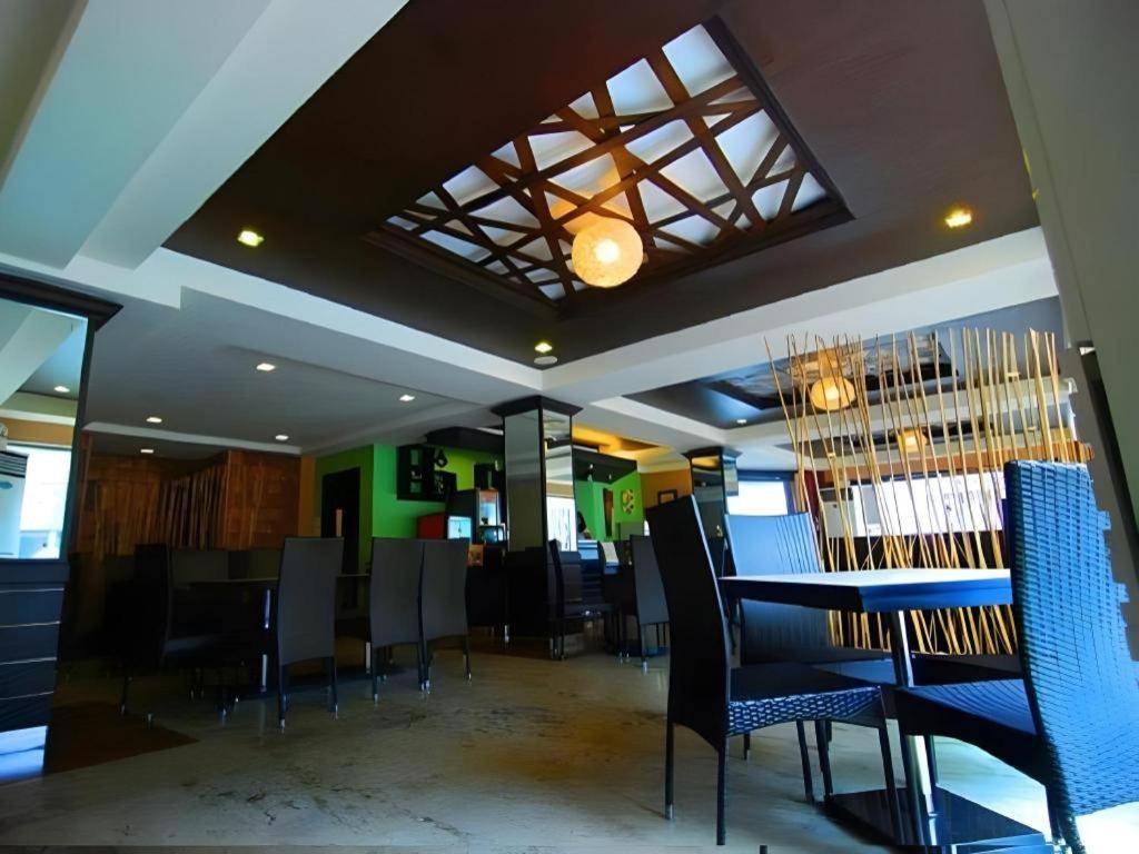 Mo2 Westown Hotel San Juan Bacolod Exterior foto