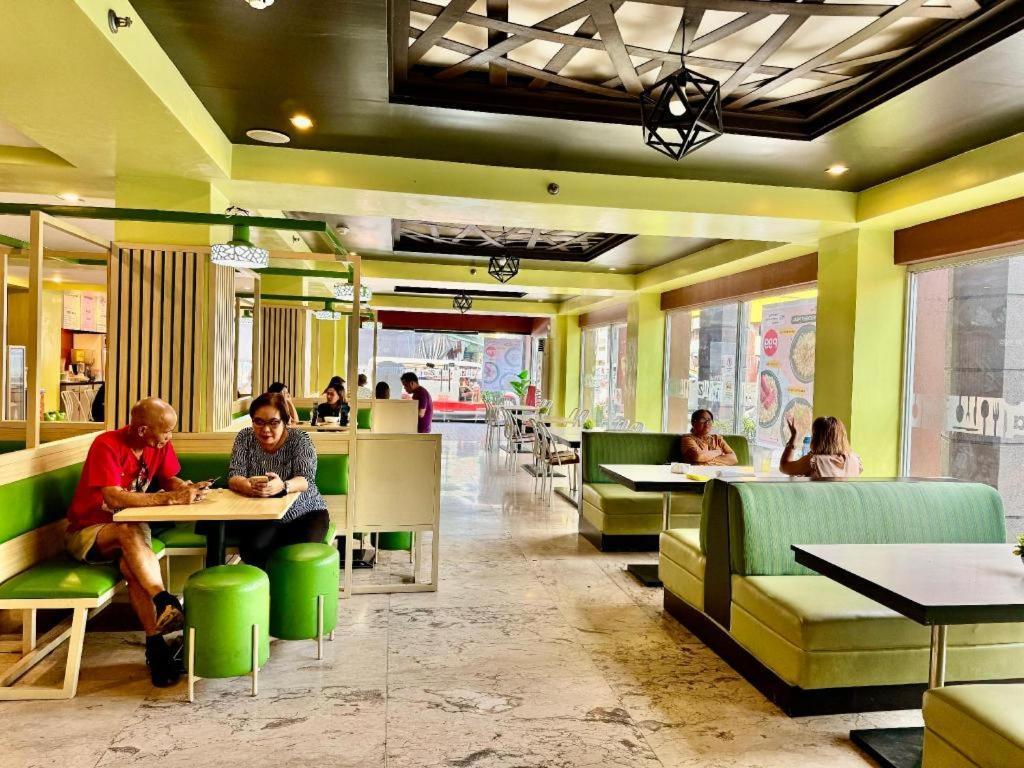 Mo2 Westown Hotel San Juan Bacolod Exterior foto