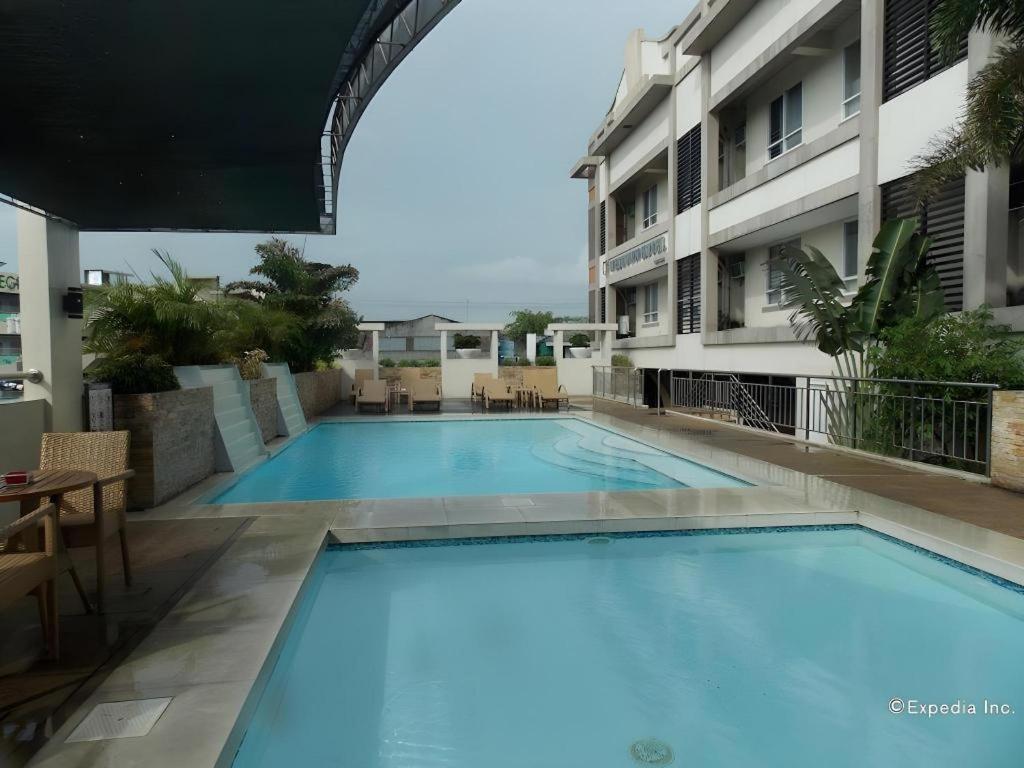 Mo2 Westown Hotel San Juan Bacolod Exterior foto